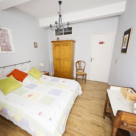 L'Arche Des Chapeliers Bed & Breakfast Foix Dış mekan fotoğraf
