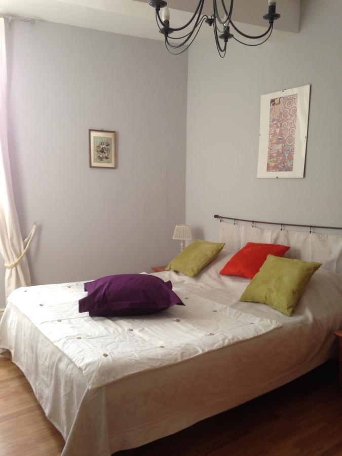 L'Arche Des Chapeliers Bed & Breakfast Foix Dış mekan fotoğraf