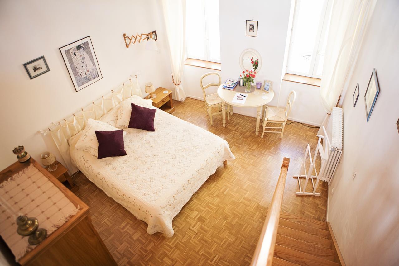 L'Arche Des Chapeliers Bed & Breakfast Foix Dış mekan fotoğraf
