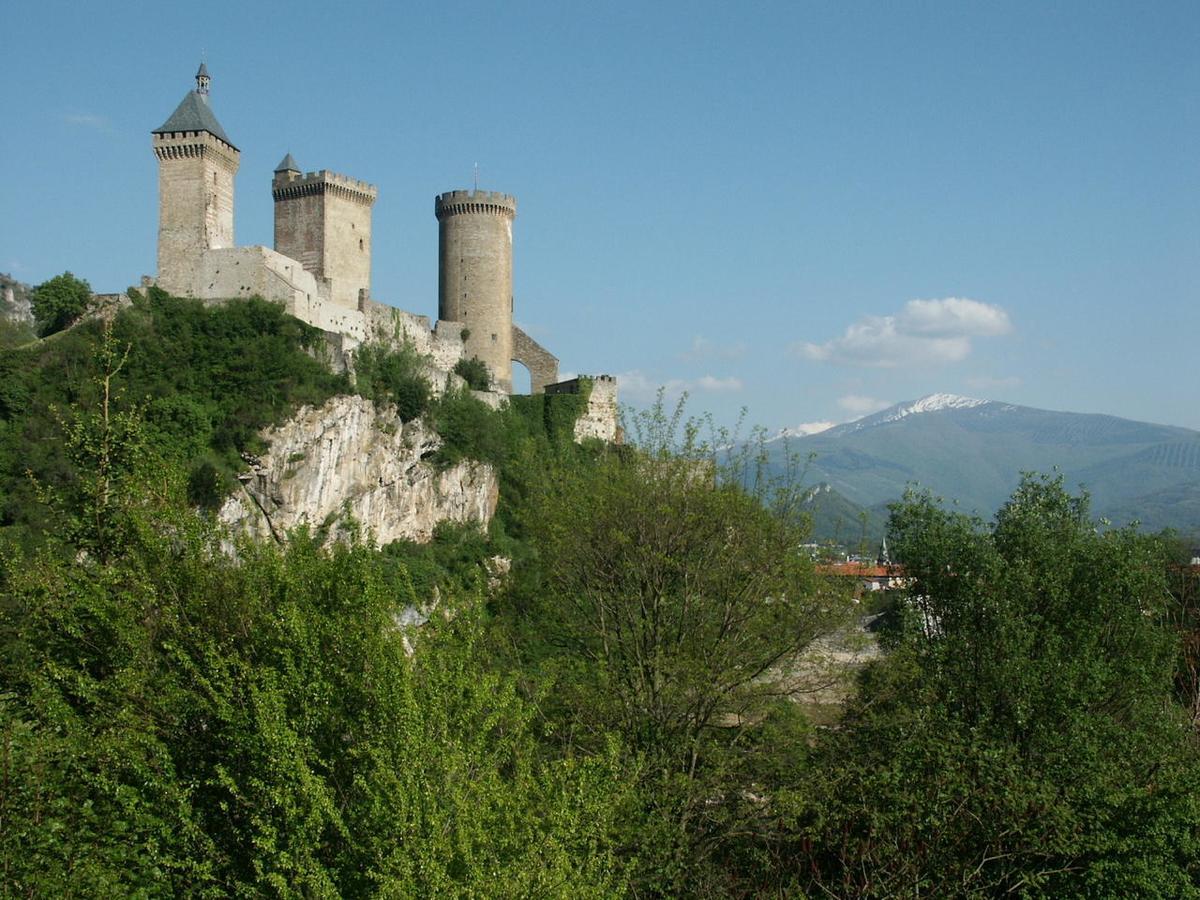 L'Arche Des Chapeliers Bed & Breakfast Foix Dış mekan fotoğraf